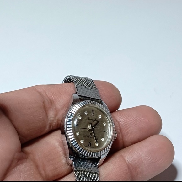 Vintage Remington 23 Silvertone Automatic Womens Watch Working Ticking - Picture 3 of 6